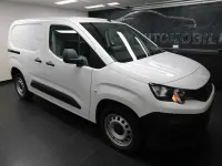 Gebraucht Peugeot Partner Premium 131 PS (96 kW) 2019 Weiß Van / Kleinbus