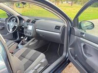 Gebraucht VW Golf V 105 PS (77 kW) 2008 Blau Kleinwagen