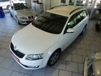 Gebraucht Skoda Octavia Elegance 105 PS (77 kW) 2013 Weiß Kombi