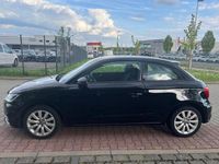 Używany Audi A1 Basis 90 KM (66 kW) 2016 Czarny Hatchback