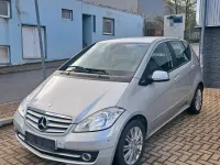 Gebraucht Mercedes A180 109 PS (80 kW) 2009 Silber Kleinwagen