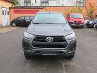 Gebraucht Toyota HiLux 150 PS (110 kW) 2021 Grau Pickup