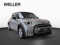 Gebraucht Mini Cooper Essential 136 PS (100 kW) 2023 Melting silver iii (silber) Kleinwagen