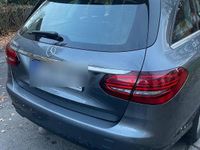 Gebraucht Mercedes C200 150 PS (110 kW) 2019 Grau Kombi