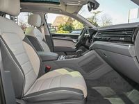 Gebraucht VW Touareg R-line 286 PS (210 kW) 2025 Schwarz SUV