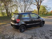 Gebraucht VW Fox Style 60 PS (44 kW) 2011 Schwarz Kleinwagen