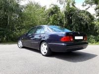 Gebraucht Mercedes E280 Avantgarde 204 PS (150 kW) 1999 Limousine