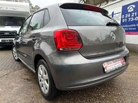 Gebraucht VW Polo 75 PS (55 kW) 2010 Grau Kleinwagen