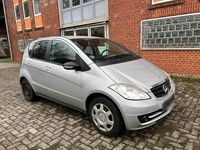 Gebraucht Mercedes A180 109 PS (80 kW) 2010 Silber Limousine