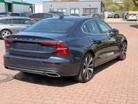 Gebraucht Volvo S60 Inscription 197 PS (144 kW) 2021 Blau metallic Limousine