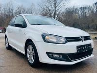 Gebraucht VW Polo Match 64 PS (47 kW) 2012 Weiß Kleinwagen