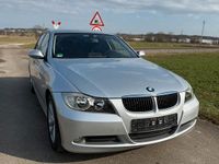 Gebraucht BMW 318 143 PS (105 kW) 2007 Silber Limousine