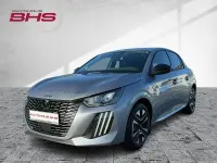 Neu Peugeot 208 Allure 101 PS (74 kW) 2026 Artense silber (silber) Kleinwagen