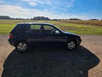 Gebraucht VW Golf IV 101 PS (74 kW) 2001 Blau Kleinwagen