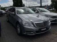 Gebraucht Mercedes E220 170 PS (125 kW) 2009 Palladiumsilber  metalliclack Kombi