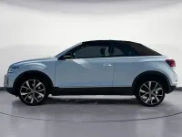 Second-hand VW T-Roc Style 150 CP (110 kW) 2025 Negru SUV