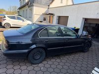 Second-hand BMW 520 150 CP (110 kW) 1998 Negru Berlinǎ