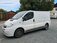 Gebraucht Opel Vivaro 90 PS (66 kW) 2010 Weiß Van / Kleinbus