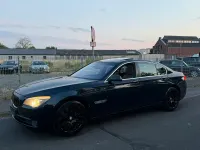 Gebraucht BMW 750 408 PS (300 kW) 2010 Blau Limousine