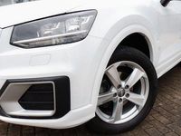 Gebraucht Audi Q2 Sport 116 PS (85 kW) 2019 Weiß SUV