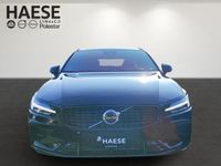 Neu Volvo V60 Plus 455 PS (334 kW) 2026 Onyx black / metallic Kombi