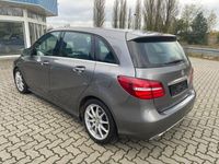 gebraucht Mercedes B220 CDI°LED°NAVI°SHZ°PTS°75 TKM°Euro6°Facelift