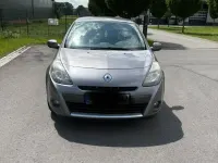Gebraucht Renault Clio 75 PS (55 kW) 2010 Grau Kleinwagen