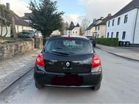 Gebraucht Renault Clio II 74 PS (54 kW) 2007 Schwarz Kleinwagen