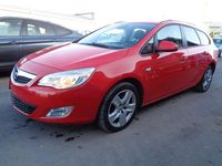 Gebraucht Opel Astra Design Edition 160 PS (117 kW) 2011 Rot Kombi