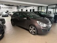 Gebraucht Kia Rio Spirit 109 PS (80 kW) 2013 Braun Limousine