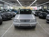 Gebraucht VW Vento 75 PS (55 kW) 1997 Grau Limousine