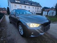 Gebraucht BMW 318 143 PS (105 kW) 2014 Andere farben Kombi