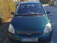 Gebraucht Toyota Yaris 87 PS (63 kW) 2004 Grün Kleinwagen