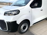 Gebraucht Toyota Proace 144 PS (105 kW) 2024 Weiß Van / Kleinbus