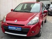Gebraucht Renault Clio III Dynamique 75 PS (55 kW) 2011 Rot Limousine