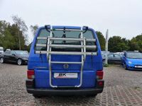 gebraucht VW Multivan T42.5 Benzin / LPG Klimaauto Bett 7 Sitzer Tisch DAB
