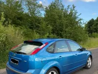 Gebraucht Ford Focus 109 PS (80 kW) 2007 Blau Kleinwagen