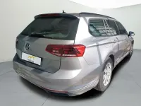 Gebraucht VW Passat Conceptline 150 PS (110 kW) 2023 Pyrit silber metallic Kombi