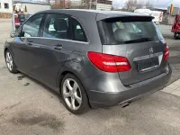 Gebraucht Mercedes B250 211 PS (155 kW) 2013 Grau Kleinwagen
