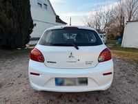 Gebraucht Mitsubishi Space Star 71 PS (52 kW) 2019 Weiß Kleinwagen