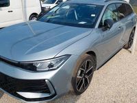 Neu VW Passat R-line 150 PS (110 kW) 2026 Oyster silver metallic Kombi