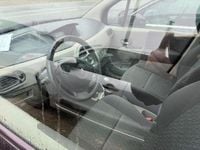 Second-hand Renault Modus 88 CP (64 kW) 2005 Negru Monovolum