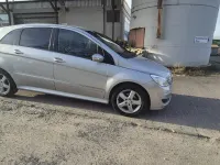 Gebraucht Mercedes B200 136 PS (100 kW) 2005 Silber Van / Kleinbus
