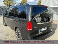 Gebraucht Mercedes V300 237 PS (174 kW) 2023 Grau Van / Kleinbus