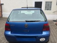 Gebraucht VW Golf IV 75 PS (55 kW) 2001 Blau Kleinwagen