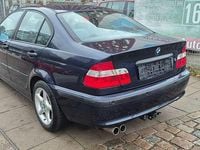 Gebraucht BMW 318 143 PS (105 kW) 2002 Orientblau metallic Limousine