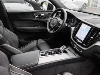 Gebraucht Volvo XC60 Plus 250 PS (183 kW) 2025 Schwarz SUV