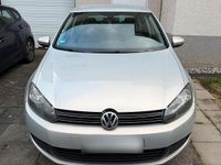 Gebraucht VW Golf VI 102 PS (75 kW) 2009 Silber Kleinwagen