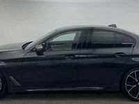 Gebraucht BMW M550 Shadowline 530 PS (389 kW) 2022 Grau Limousine