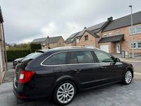 Gebraucht Skoda Superb 170 PS (125 kW) 2013 Schwarz Kombi